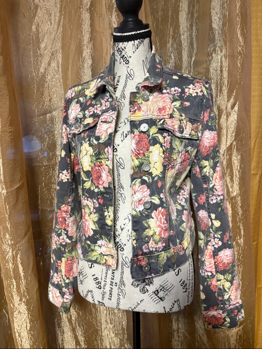 Almost Famous Floral Jean Jacket in Pink & cream roses on black grey